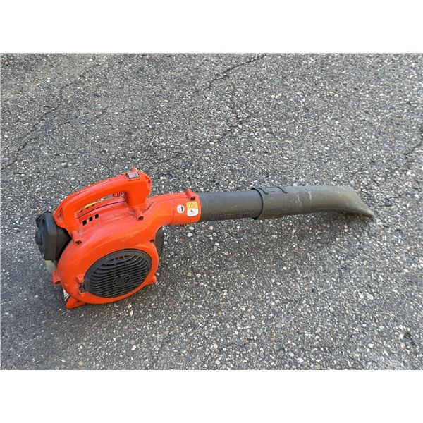 Husqvarna 125B Handheld Gas-Powered Leaf Blower