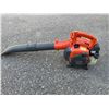Image 3 : Husqvarna 125B Handheld Gas-Powered Leaf Blower