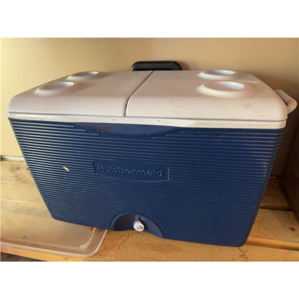 Rubbermaid Blue Plastic Cooler with Dual Lids and Cup Holders