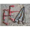 Image 1 : 3 RIDGID 24 Inch Pipe Wrenches and 2 Heavy Duty Chain Load Binders