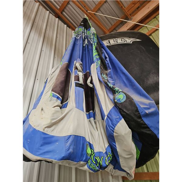 Body Glove 3-Person Towable Inflatable Water Tube