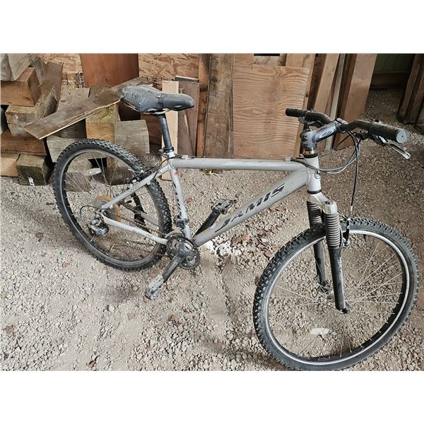 Jamis Eureka Sport Mountain Bike Grey 21-Speed Shimano Equipped