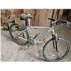 Image 1 : Jamis Eureka Sport Mountain Bike Grey 21-Speed Shimano Equipped