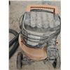 Image 3 : RIDGID Wet/Dry Shop Vacuum 16 Gallon
