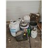 Image 1 : Used Propane Tanks, Jugs, and Buckets