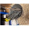 Image 10 : Westward 8-Drawer Tool Chest, Welding Rods, Grinding Discs, Hand Tools, Accessories