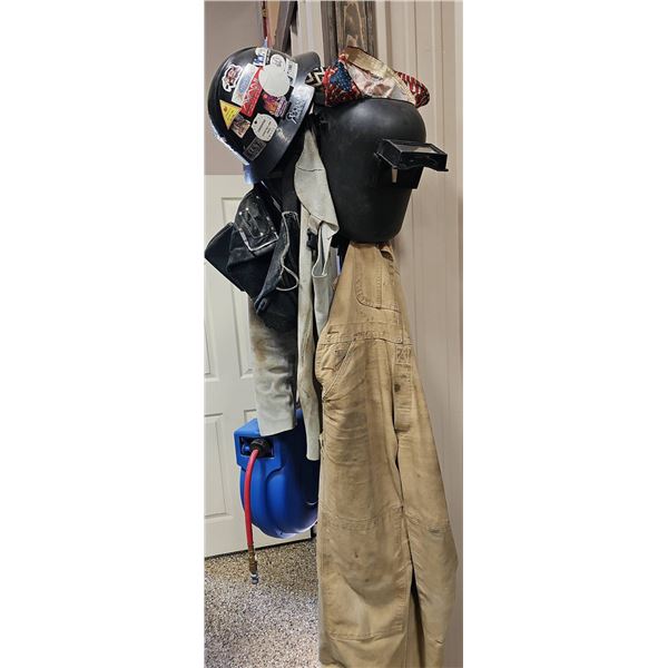 Harley-Davidson Welding Helmet, Hard Hat, Work Apron, and Pro Pouch Tool Holder Group