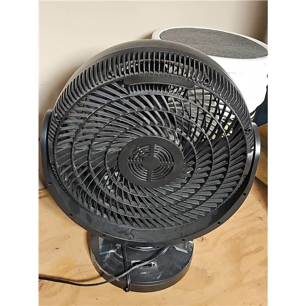Honeywell Black Oscillating Table Fan with Adjustable Tilt and Manual Controls