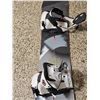 Image 3 : Burton Custom Flying V Snowboard With Flow Fuse Bindings