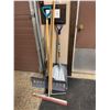 Image 1 : Yard Tools Lot