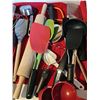 Image 3 : Kitchen Utensils Lot