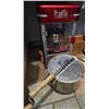 Image 1 : Popflix Popcorn Machine and Whirley Pop