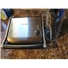 Image 1 : Breville Panini Press Grill Stainless Steel and Cylindrical Knife Set