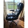 Image 4 : Black Faux Leather Executive Office Chair with Swivel Base and Worn Armrests