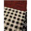 Image 5 : Lighted 'Merry Bright' Sign and Christmas Patchwork Quilt Wall Hanging