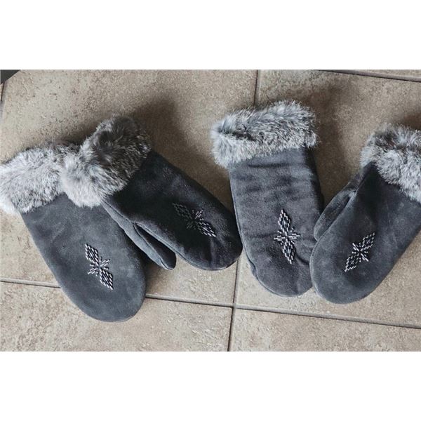Grey Suede Mittens with Fur Trim and Beaded Snowflake Motif