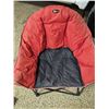 Image 3 : Faulkner Red and Black Folding Camp Chair Padded Seat