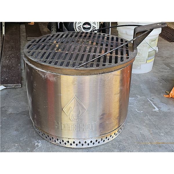 HotShot Fire Pit With Grilling Grate and Engel High Flyer Cooler/Dry Box