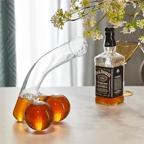 Funny Penis-Shaped Glass Whiskey Decanter (950ml) - New in Box