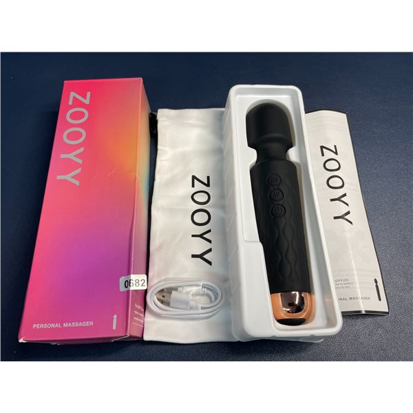 Zooyy Rechargeable Personal Massager/Vibrator Sex Toy with 20 Vibration Patterns - Brand New!