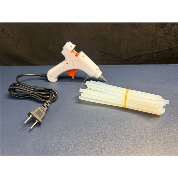 3 Individual 20w Hot Glue Guns - Each Comes with 20 Hot Glue Sticks (60 Sticks Total) - New