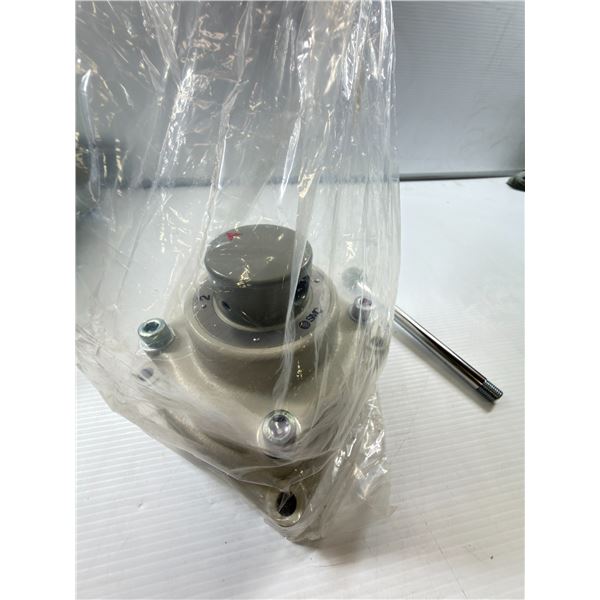 SMC #VH602-N10 Manual Valve