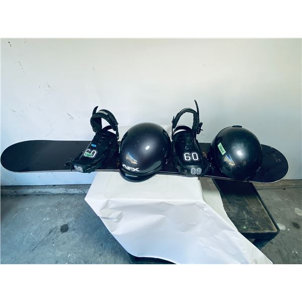 Atomic Discharger Snowboard with Bindings and Two Helmets