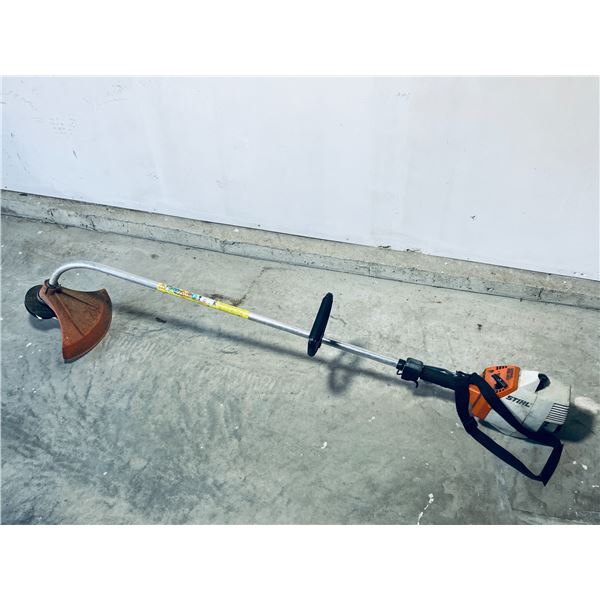 Stihl FS 40 Gas-Powered Curved Shaft String Trimmer