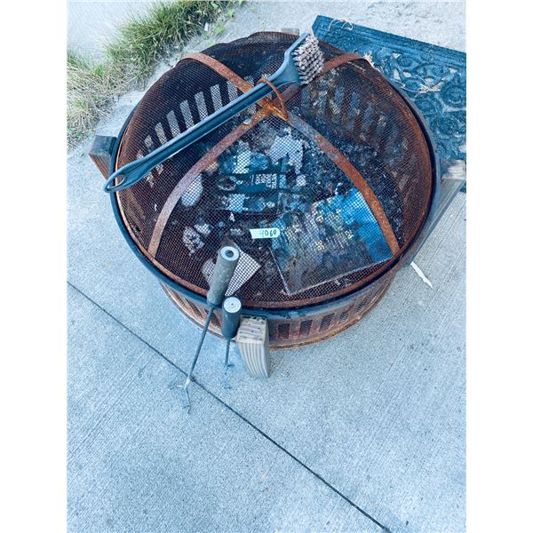 Outdoor Metal Fire Pit with Spark Screen and Tools