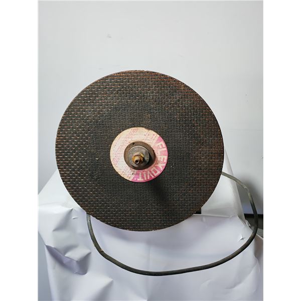 Bench Grinder with Cut-Off and Grinding Wheels