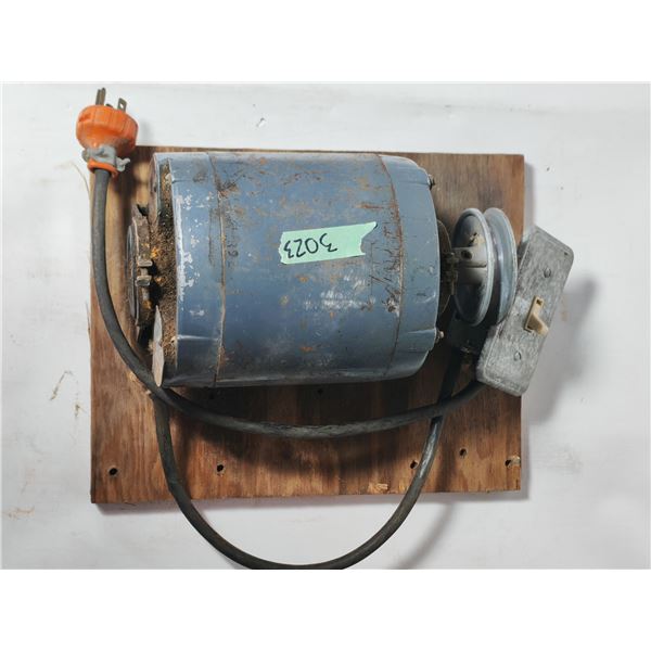 Westinghouse 1/6 HP Motor on Board with Switch