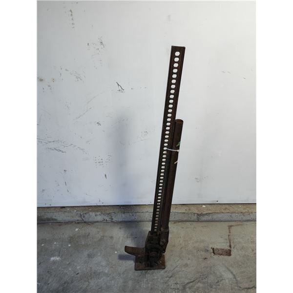 Heavy-Duty Ratchet Farm Utility Jack