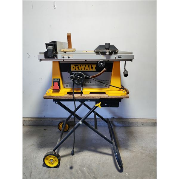 DeWalt DW744 10-Inch Table Saw with Rolling Stand