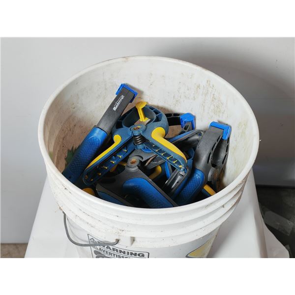 Mastercraft Spring Clamps in Bucket