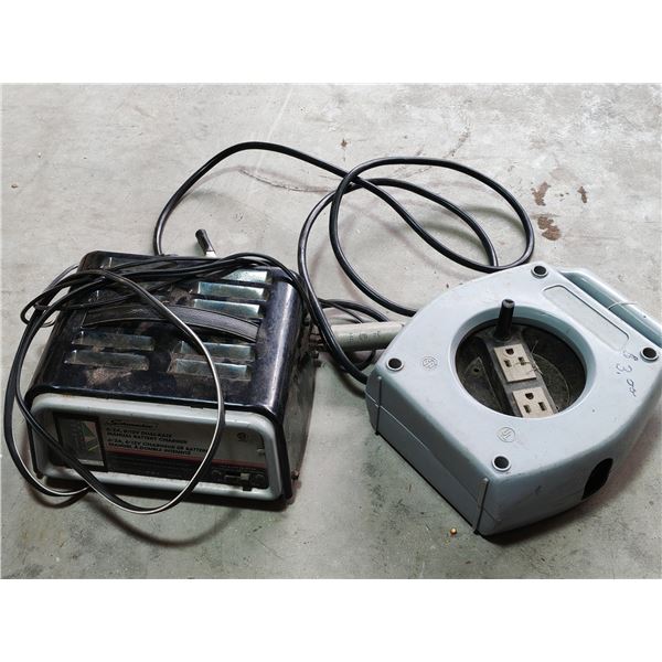 Schumacher Battery Charger and Retractable Cord Reel