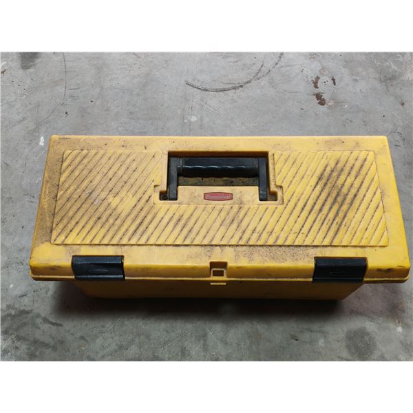 Rubbermaid Tool Box with Ratchet Straps and Rigging Hardware