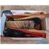 Image 1 : Assorted Utility & Bench Hand Brushes
