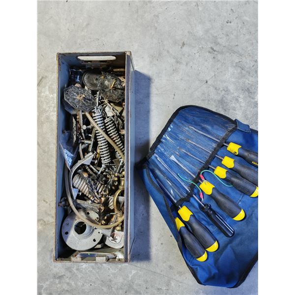 Stanley Screwdriver Set & Hardware in Metal Tray