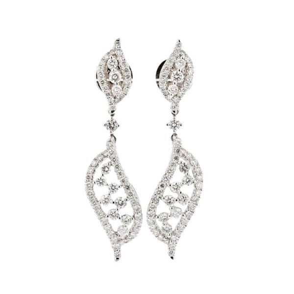 18K White Gold 1.65ctw Diamond Drop Earrings