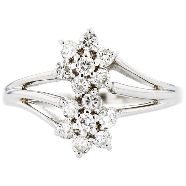 18K White Gold 0.55ctw Diamond Flower Cluster Ring