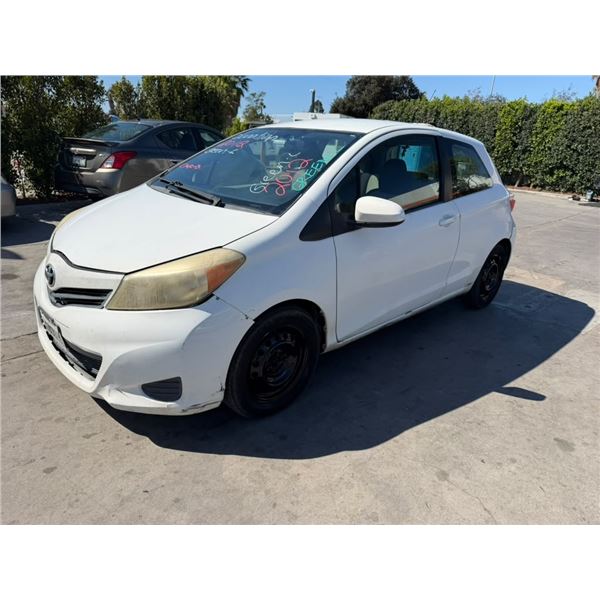 TOYT YARIS 2012 T-DONATION
