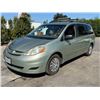 Image 1 : TOYT SIENNA 2010 T-DON - SMOG