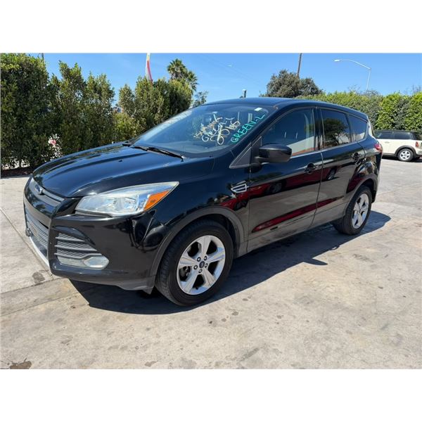FORD  ESCAPE 2016 O/S TITLE 2 DAYS