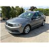 Image 1 : VOLK JETTA 2015 O/S TITLE 2 DAYS