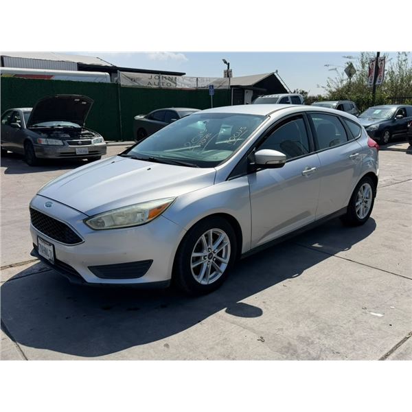 FORD  FOCUS  2015 WAIT/TITLE