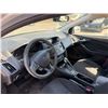 Image 5 : FORD  FOCUS  2015 WAIT/TITLE