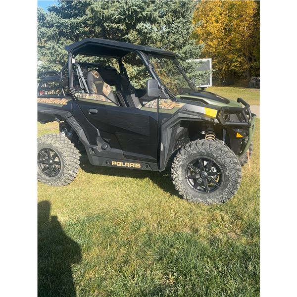 2021 Polaris General XP 1000 Deluxe Stealth Pursuit Edition 606 km