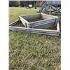 Image 2 : Solid One-Piece Wooden Planter Box