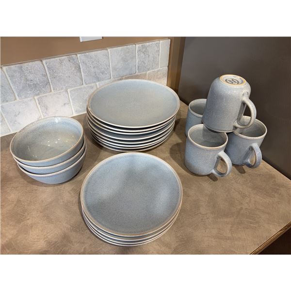 Better Homes 16-Piece Stoneware Dinnerware Set