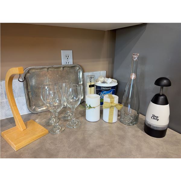 Barware and Kitchen Countertop Items